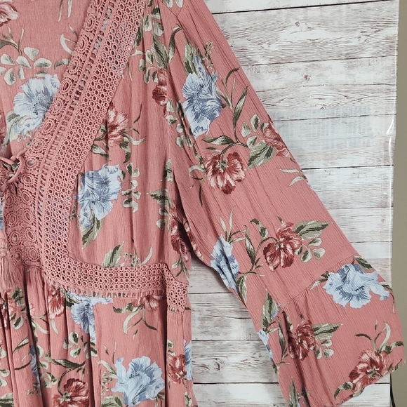 Torrid Pink BOHO Top, Embellished 3/4 Sleeve Blouse, With Tassel. - Picture 4 of 7